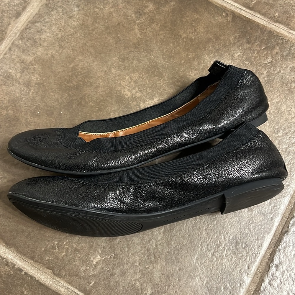 Banana Republic black ballet flats - Picture 3 of 5
